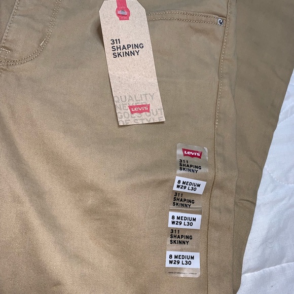 NWT Men’s Levi Shaping Skinny Jeans - Picture 2 of 6